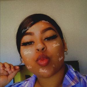 Meet your Posher, Savannah